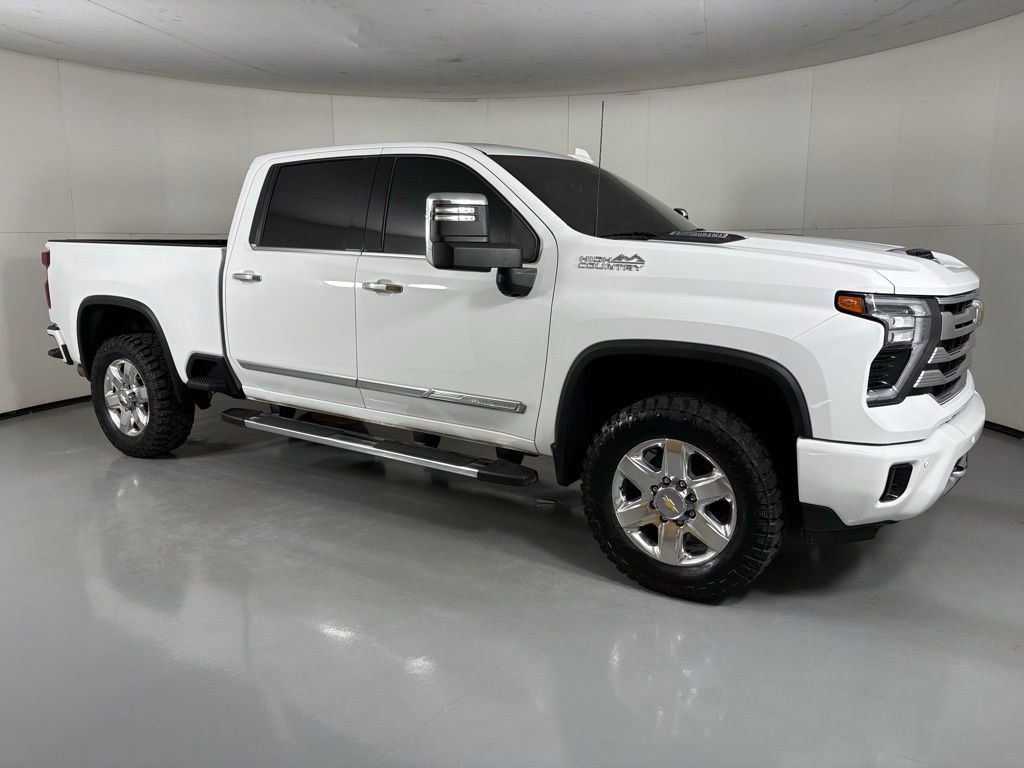 Used 2024 Chevrolet Silverado 3500 High Country w/ High Country Premium Package image 11