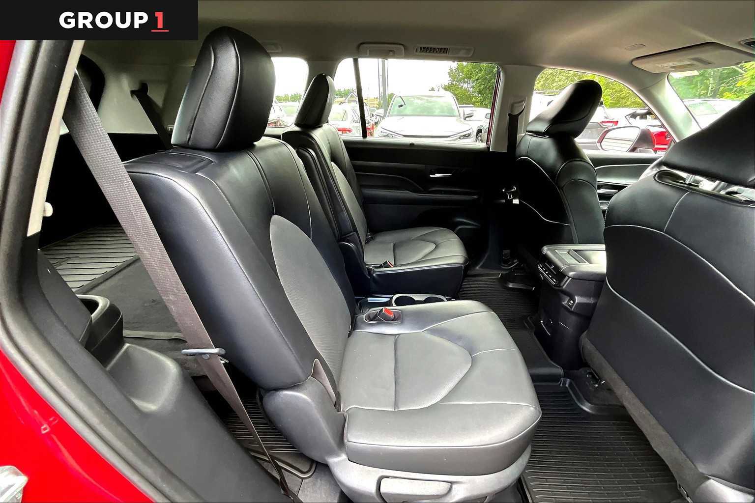 Used 2024 Toyota Grand Highlander XLE image 33