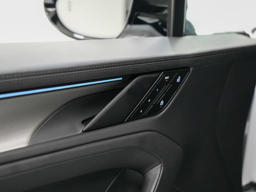 New 2026 Porsche Cayenne S AWD/4WD image 22