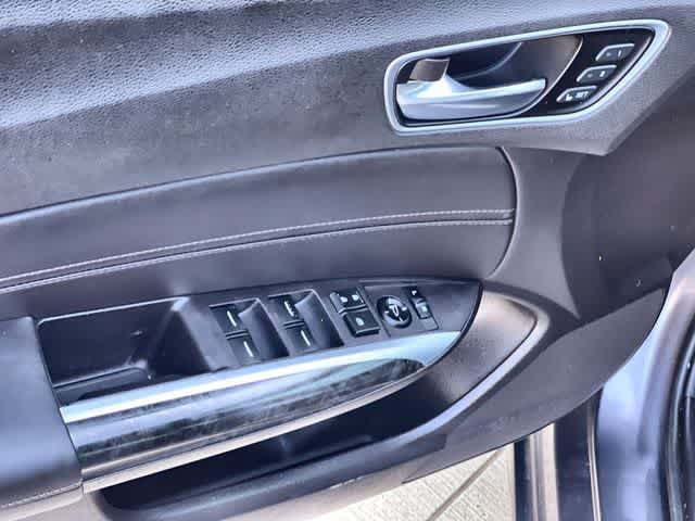Used 2018 Acura TLX w/ Technology Package FWD image 30