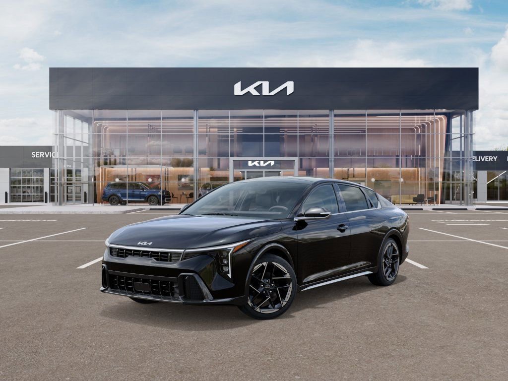 New 2026 Kia K4 GT-Line video 1