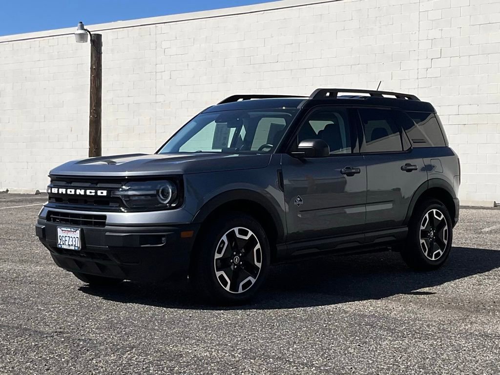 Used 2022 Ford Bronco Sport Outer Banks image 2