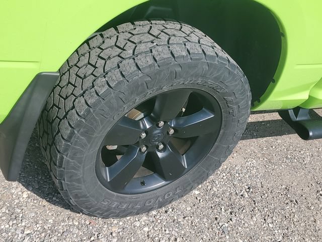 Used 2017 RAM 1500 Sport w/ Sublime Green Sport Package AWD/4WD image 5