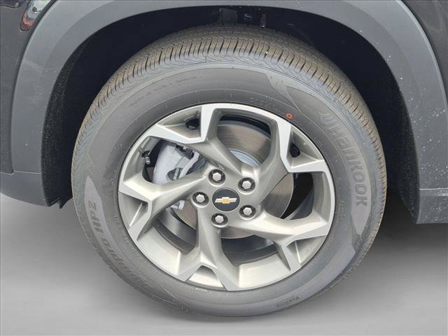 New 2026 Chevrolet Trax LT FWD image 9