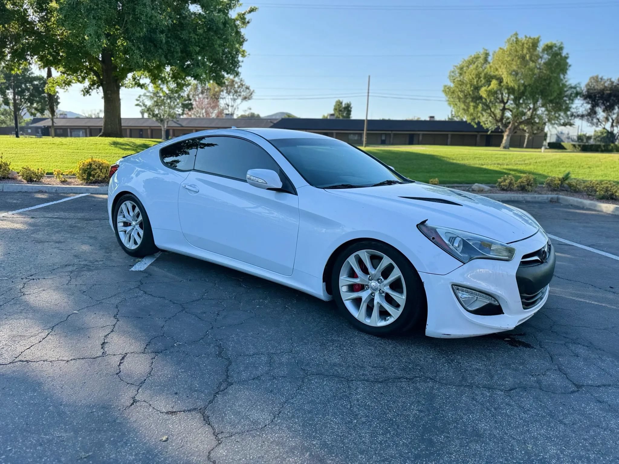 Used 2015 Hyundai Genesis 3.8 RWD image 31