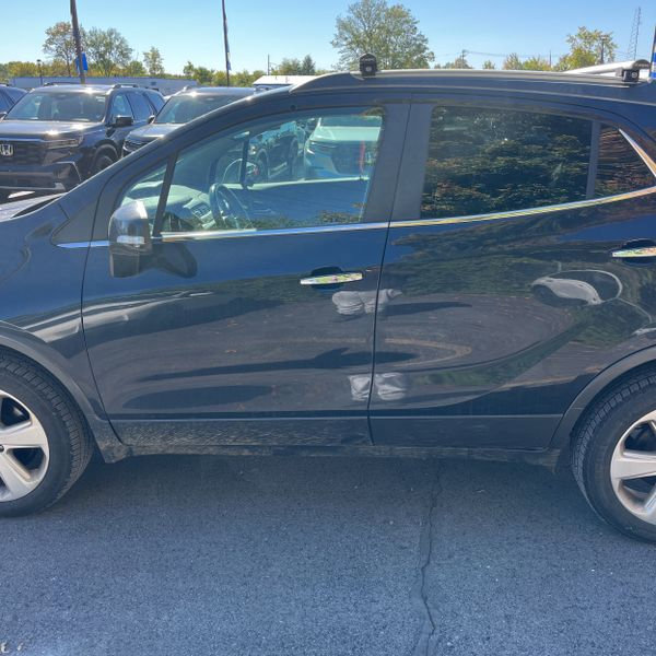 Used 2015 Buick Encore Base AWD image 2