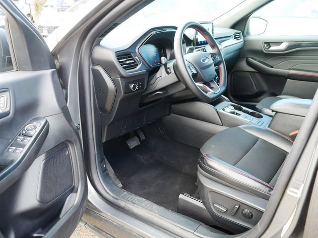 Used 2025 Ford Escape ST-Line AWD/4WD image 12