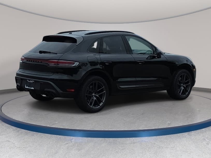 Used 2023 Porsche Macan Turbo AWD/4WD image 5