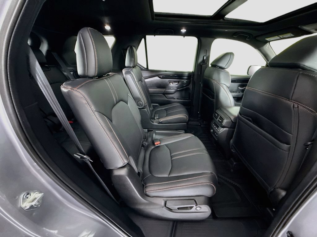 Certified 2025 Honda Pilot TrailSport image 22