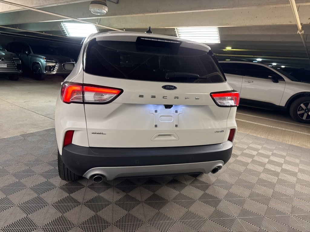 Used 2022 Ford Escape SEL image 6