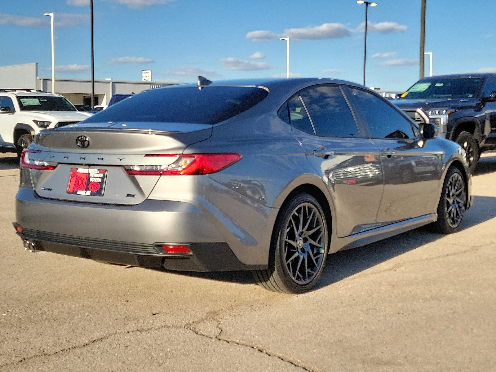 New 2026 Toyota Camry SE w/ Convenience Package image 4