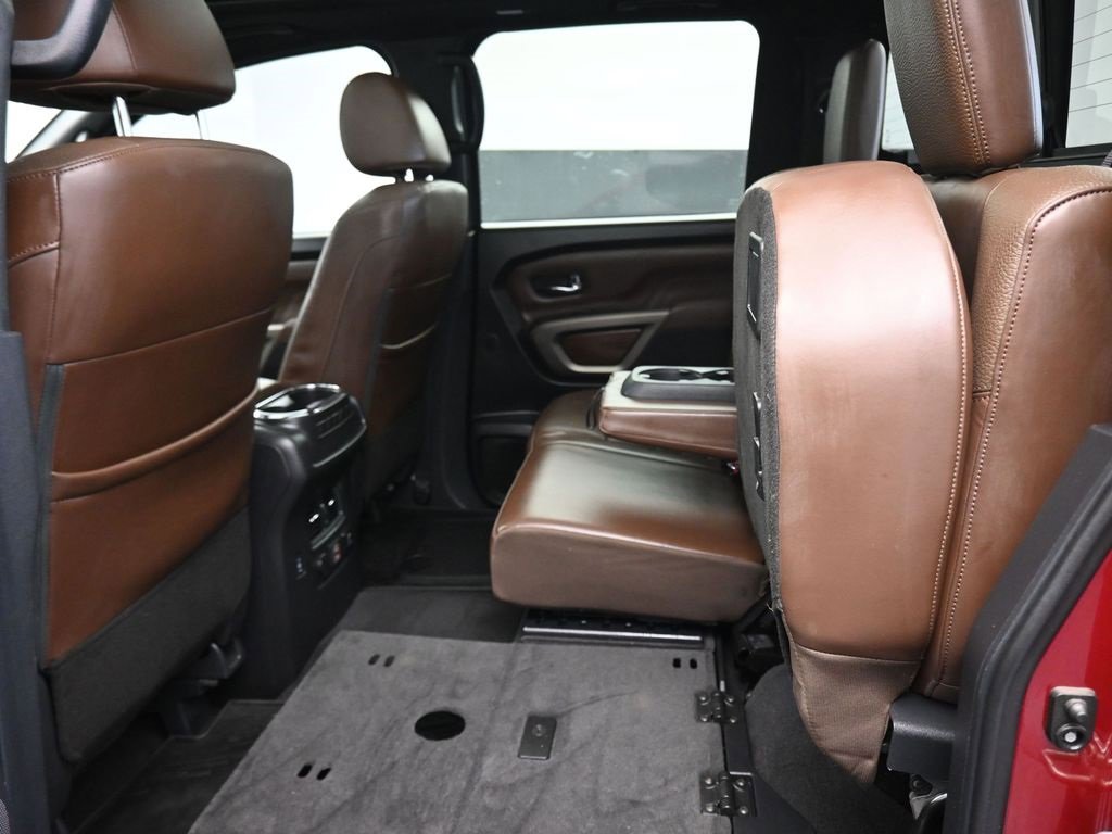 Used 2021 Nissan Titan Platinum Reserve w/ Moonroof Package image 39