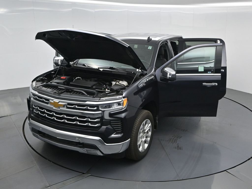 Used 2024 Chevrolet Silverado 1500 LTZ image 33
