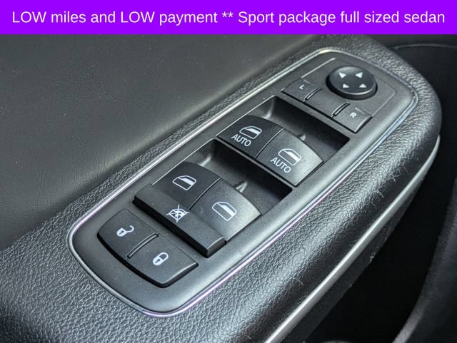 Used 2018 Chrysler 300 Touring w/ Sport Appearance Package RWD image 22