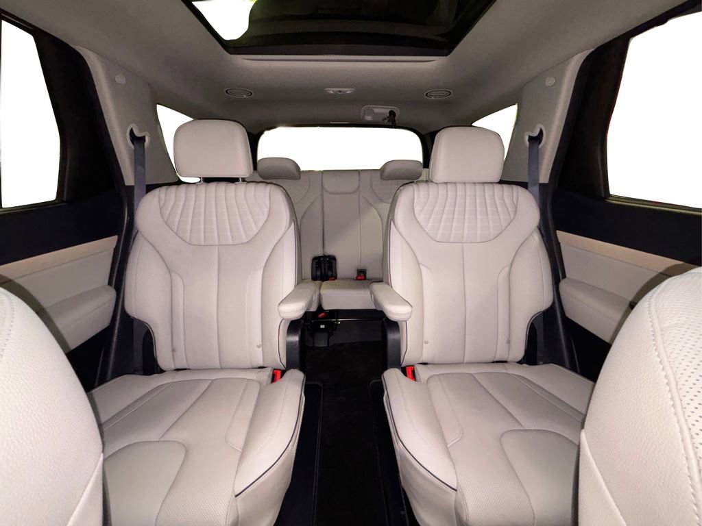 Used 2023 Hyundai Palisade Limited image 22