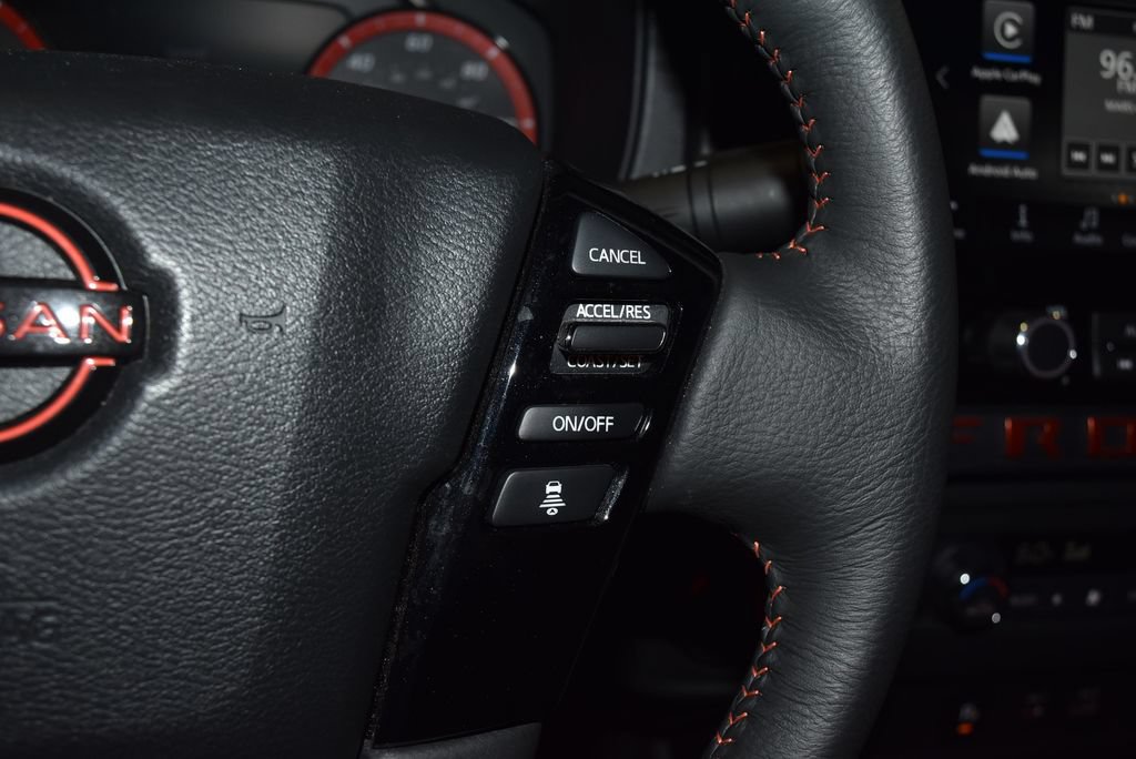 Certified 2025 Nissan Frontier PRO-4X AWD/4WD image 8