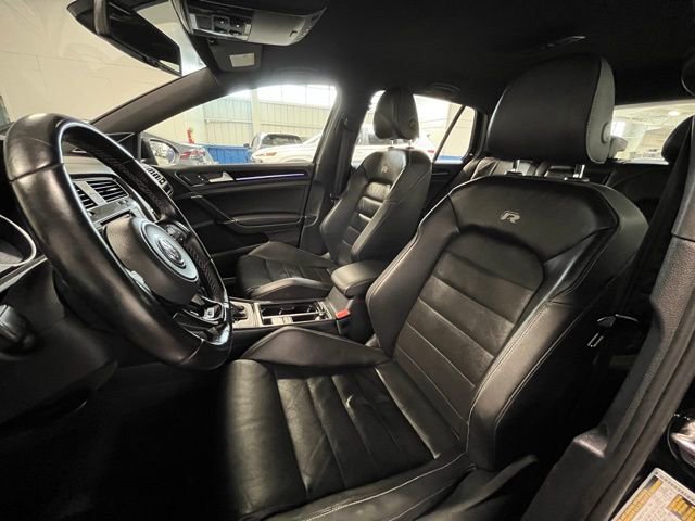 Used 2015 Volkswagen Golf R 4-Door image 21
