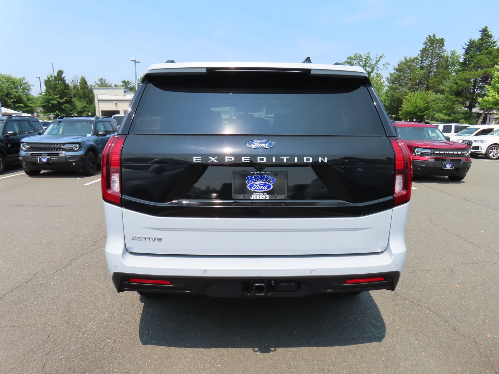 New 2026 Ford Expedition Active AWD/4WD image 5