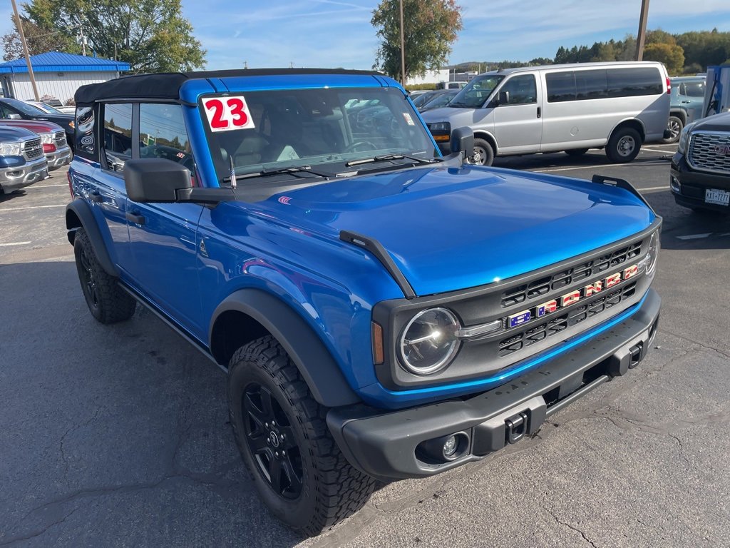 Used 2023 Ford Bronco Black Diamond image 14
