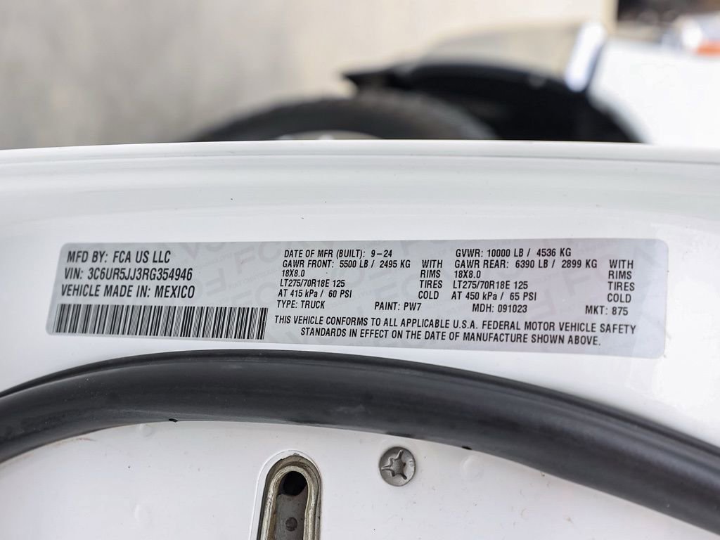 Used 2024 RAM 2500 Big Horn image 31