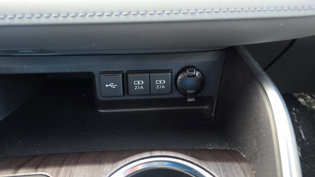 Used 2021 Toyota Highlander Platinum image 27