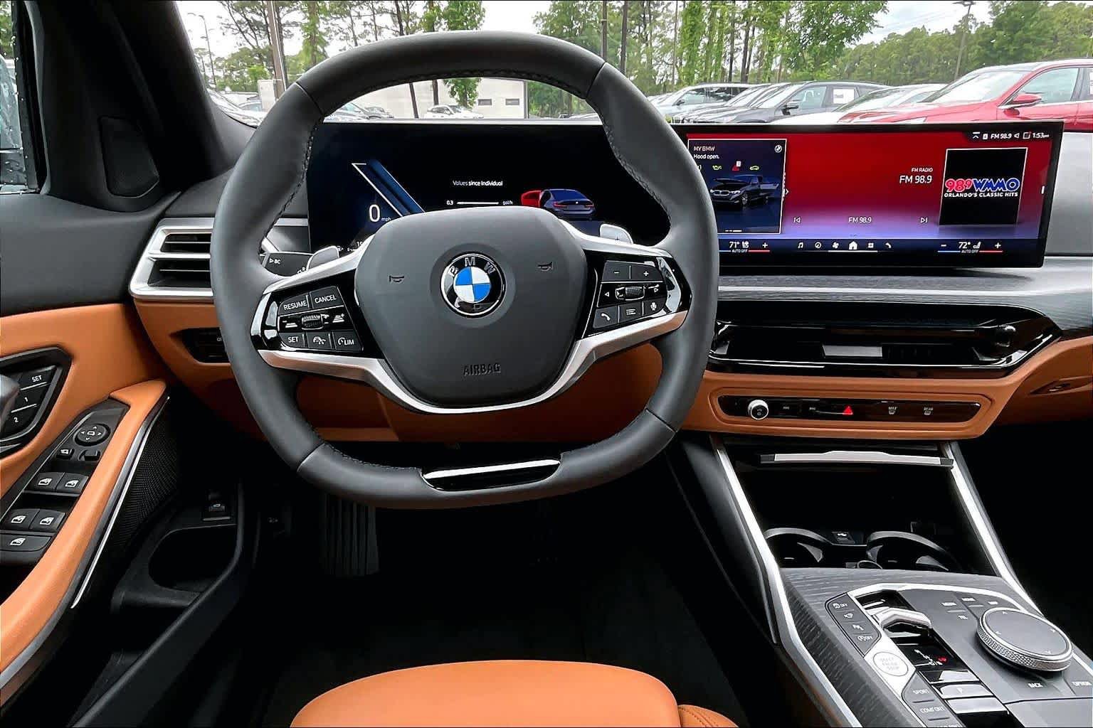 Certified 2025 BMW 330i Sedan RWD image 6