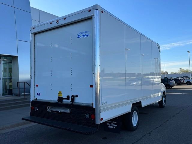 New 2027 Ford E-350 and Econoline 350 Super Duty RWD image 25