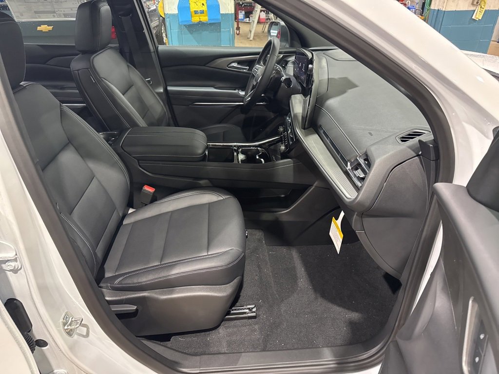 New 2026 Chevrolet Traverse LT w/ Midnight/Sport Edition image 42