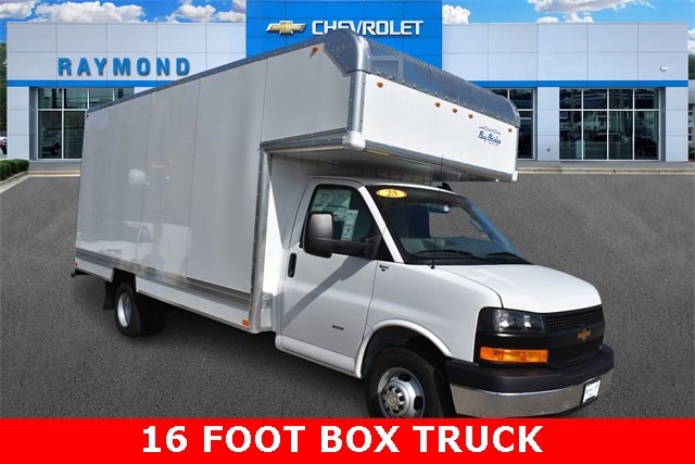 New 2025 Chevrolet Express 3500 w/ Power Convenience Package