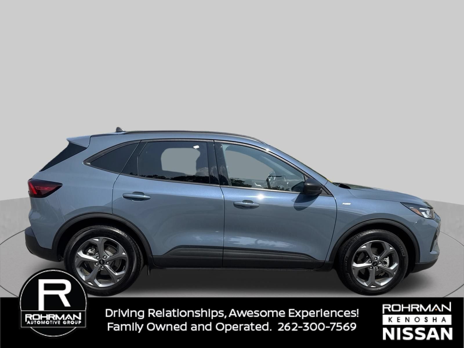 Used 2025 Ford Escape ST-Line FWD image 9