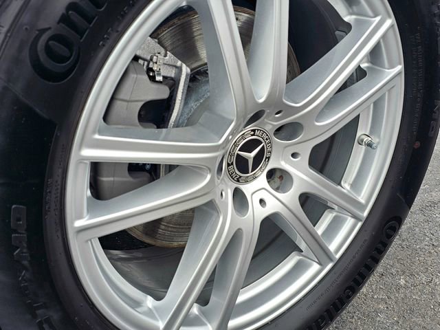 Certified 2025 Mercedes-Benz GLC 300 4MATIC image 8