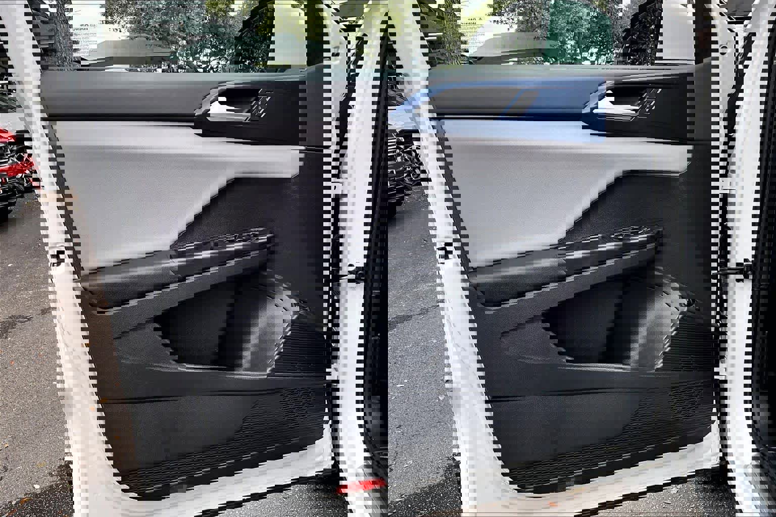 Certified 2022 Volkswagen Taos SE image 22