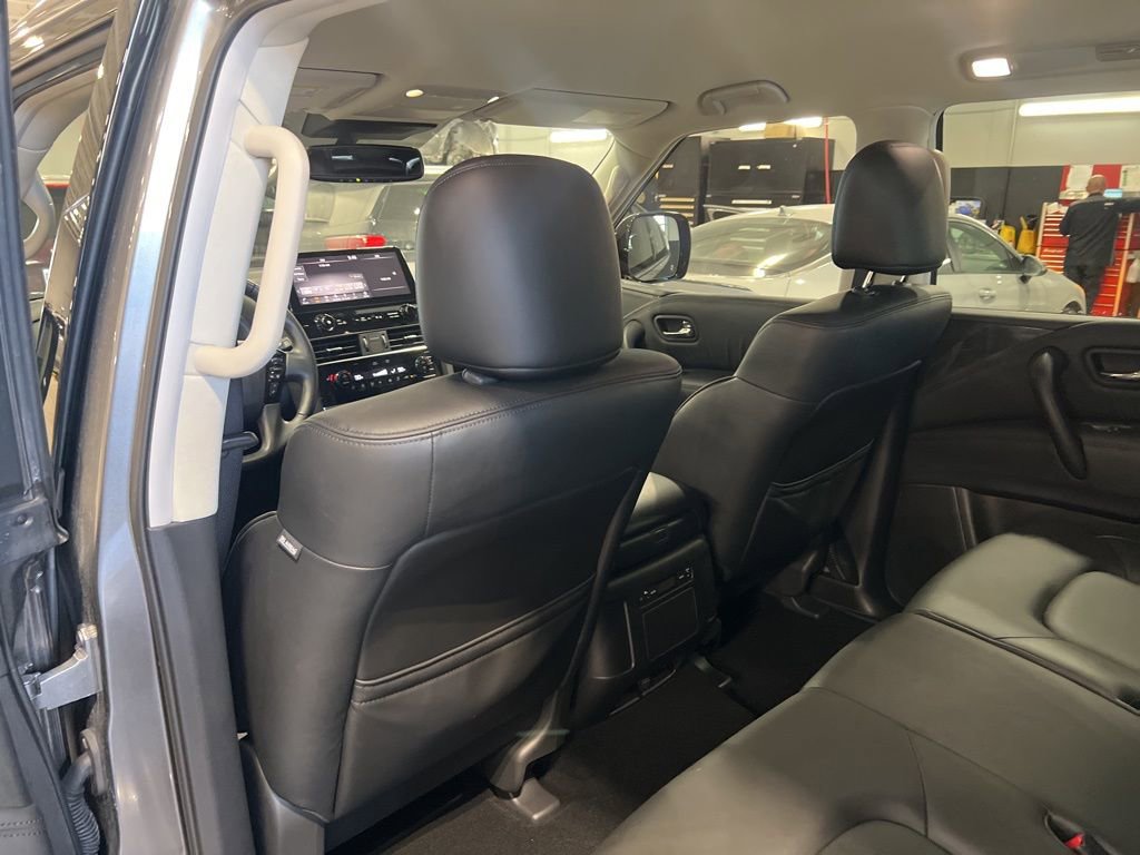 Certified 2024 Nissan Armada SV image 9