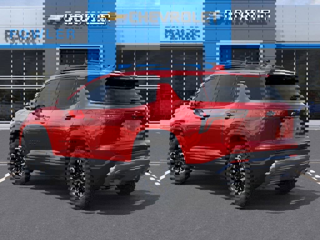 New 2026 Chevrolet Equinox ACTIV w/ Convenience Package III image 3