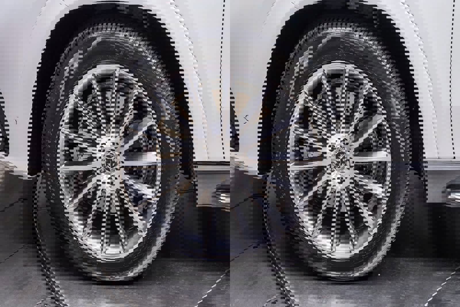 Used 2026 Mercedes-Benz GLE 450e 4MATIC image 10