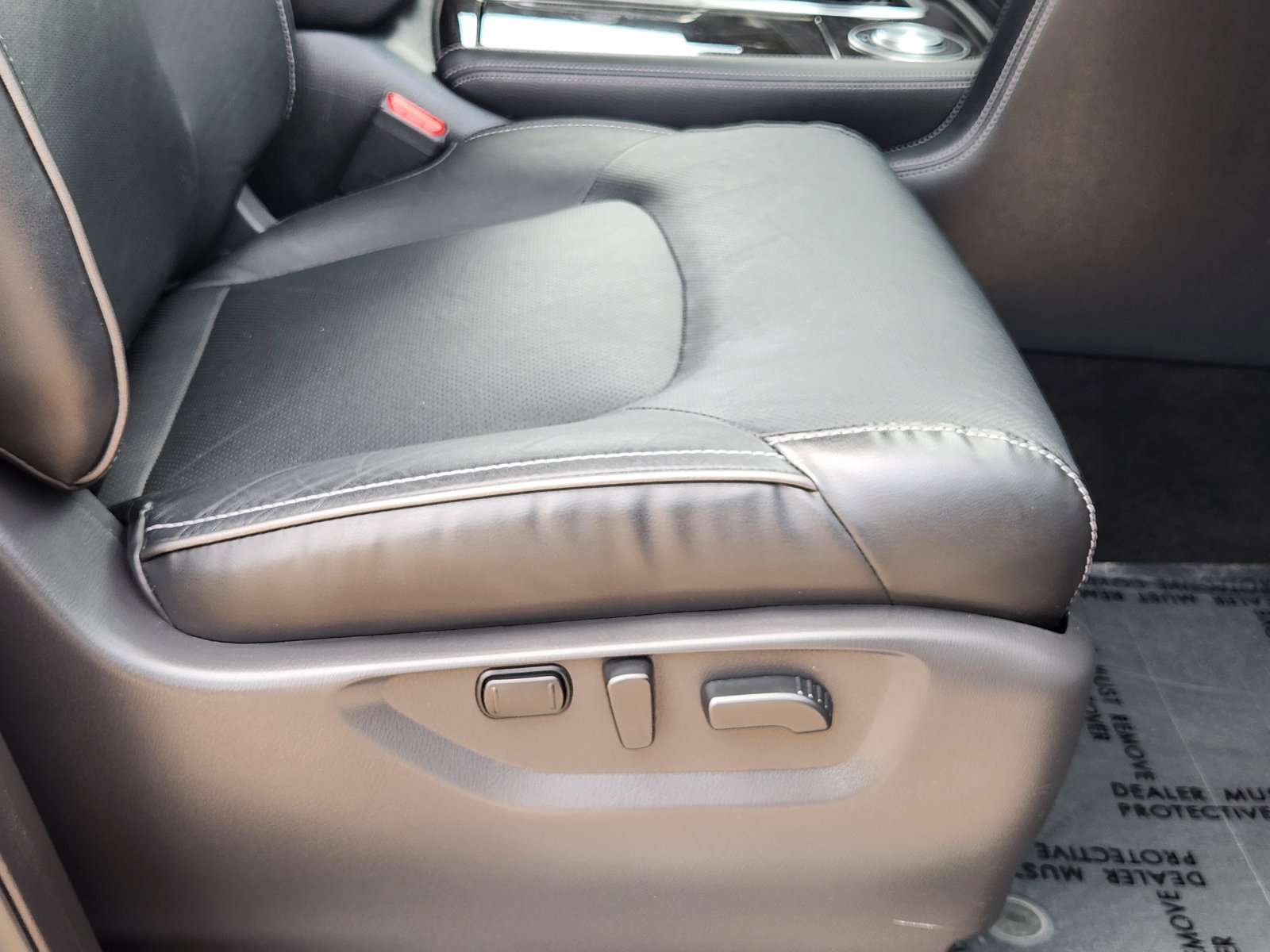 Used 2024 INFINITI QX80 Luxe RWD image 28
