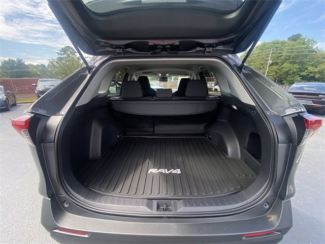 Used 2025 Toyota RAV4 LE image 22