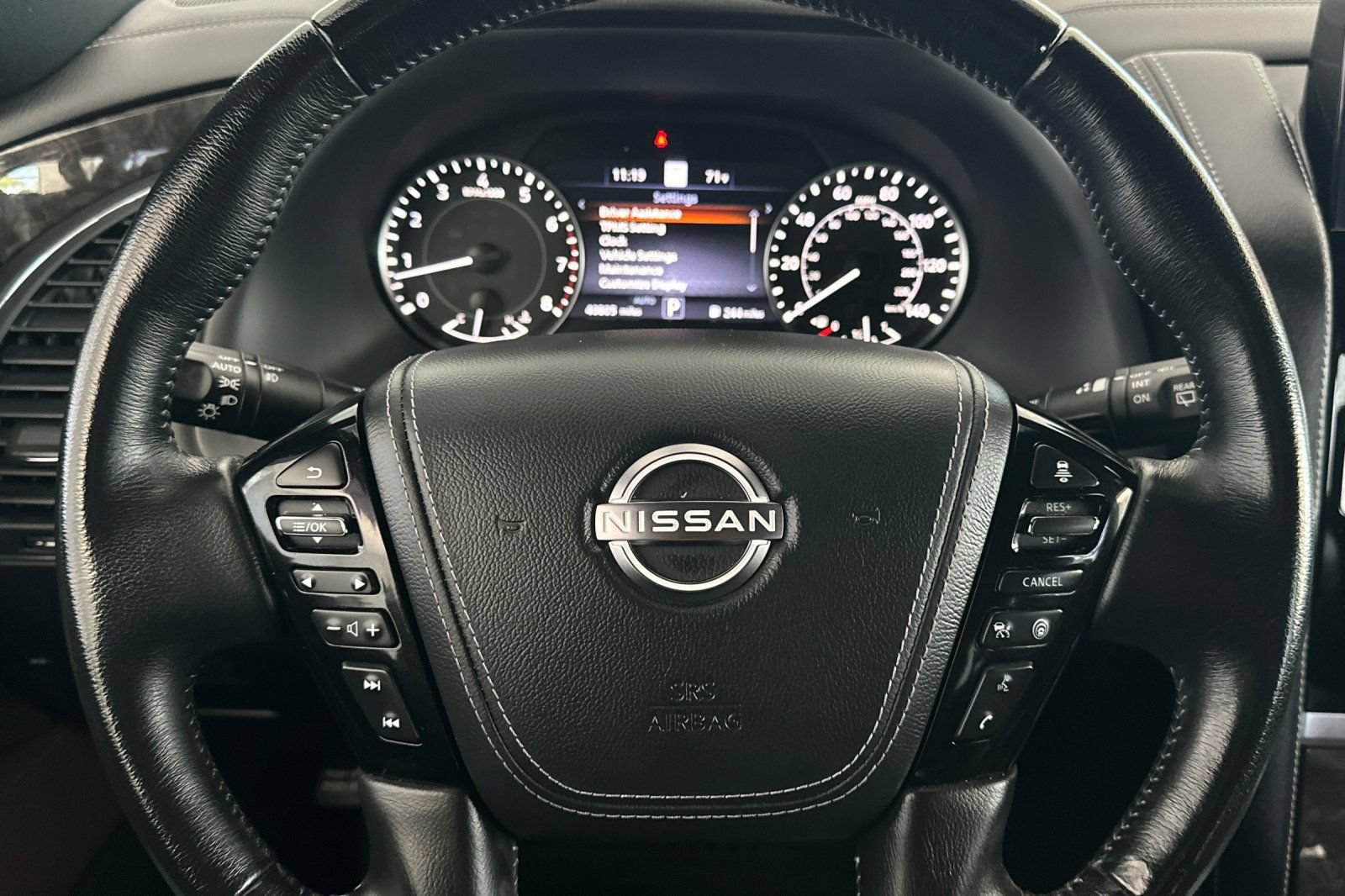 Used 2023 Nissan Armada Platinum w/ Captain's Chairs Package AWD/4WD image 33