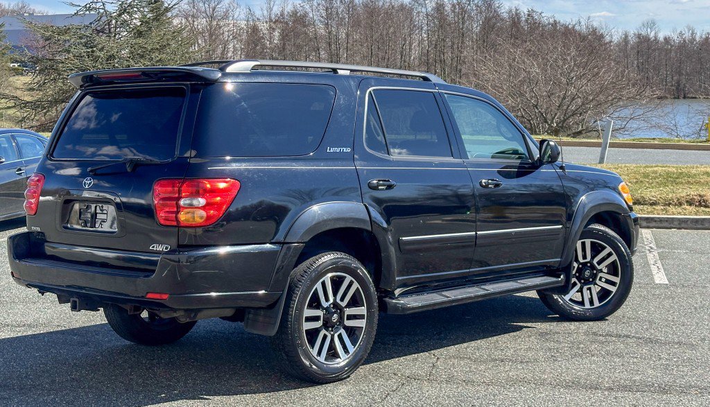 Used 2004 Toyota Sequoia Limited image 9