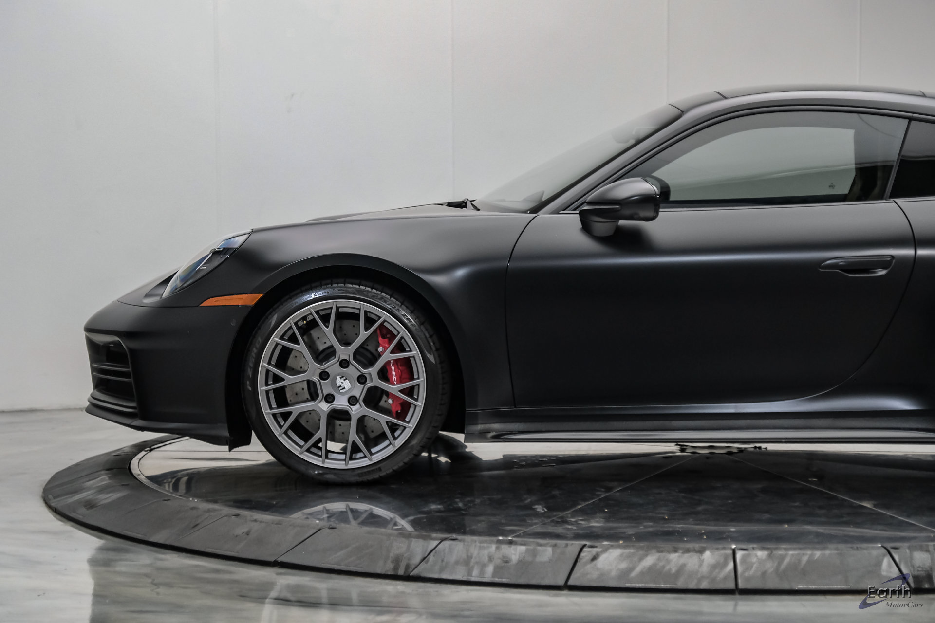 Used 2025 Porsche 911 Carrera S RWD image 7