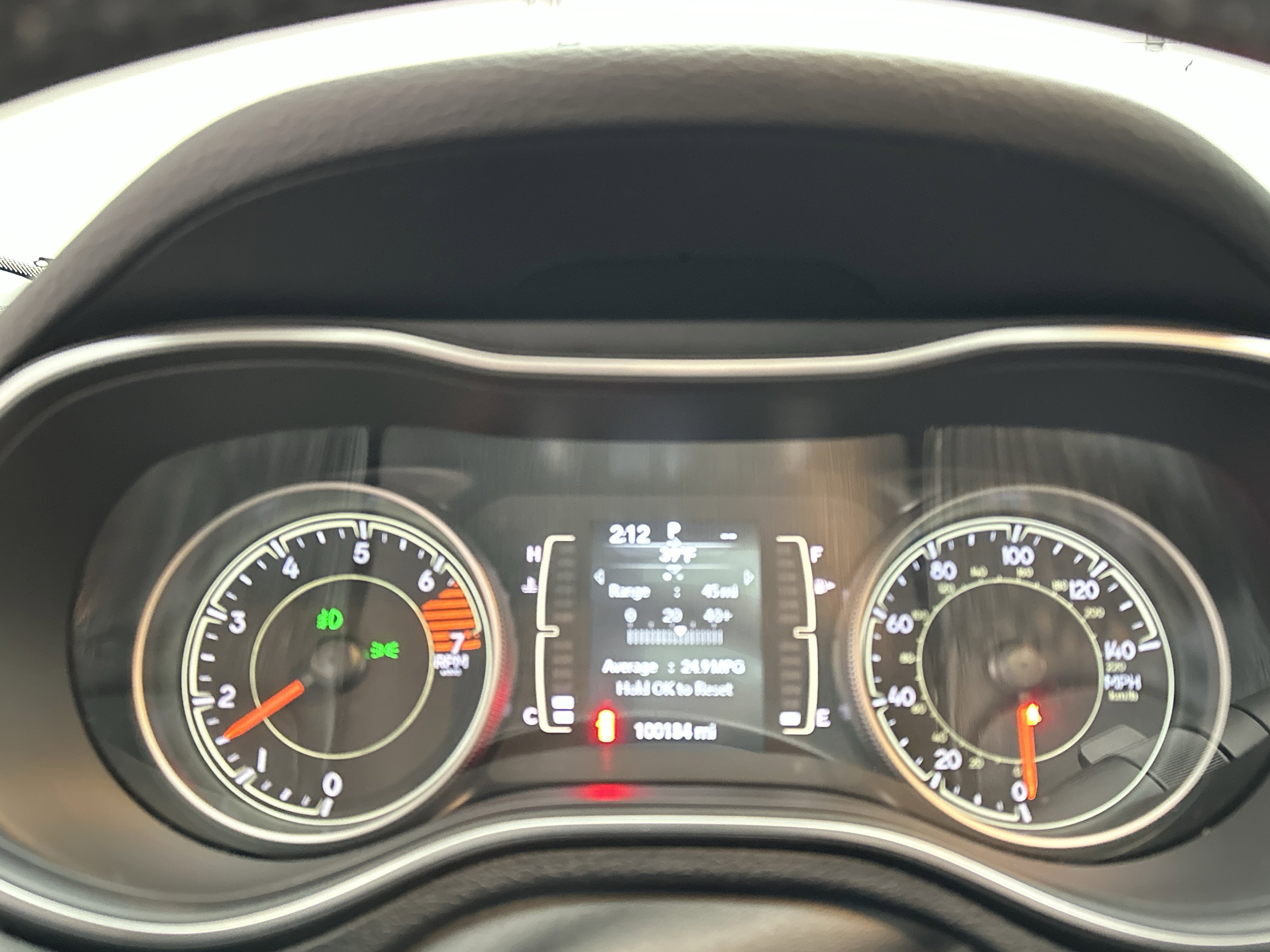 Used 2019 Jeep Cherokee Latitude Plus w/ Comfort/Convenience Group image 23