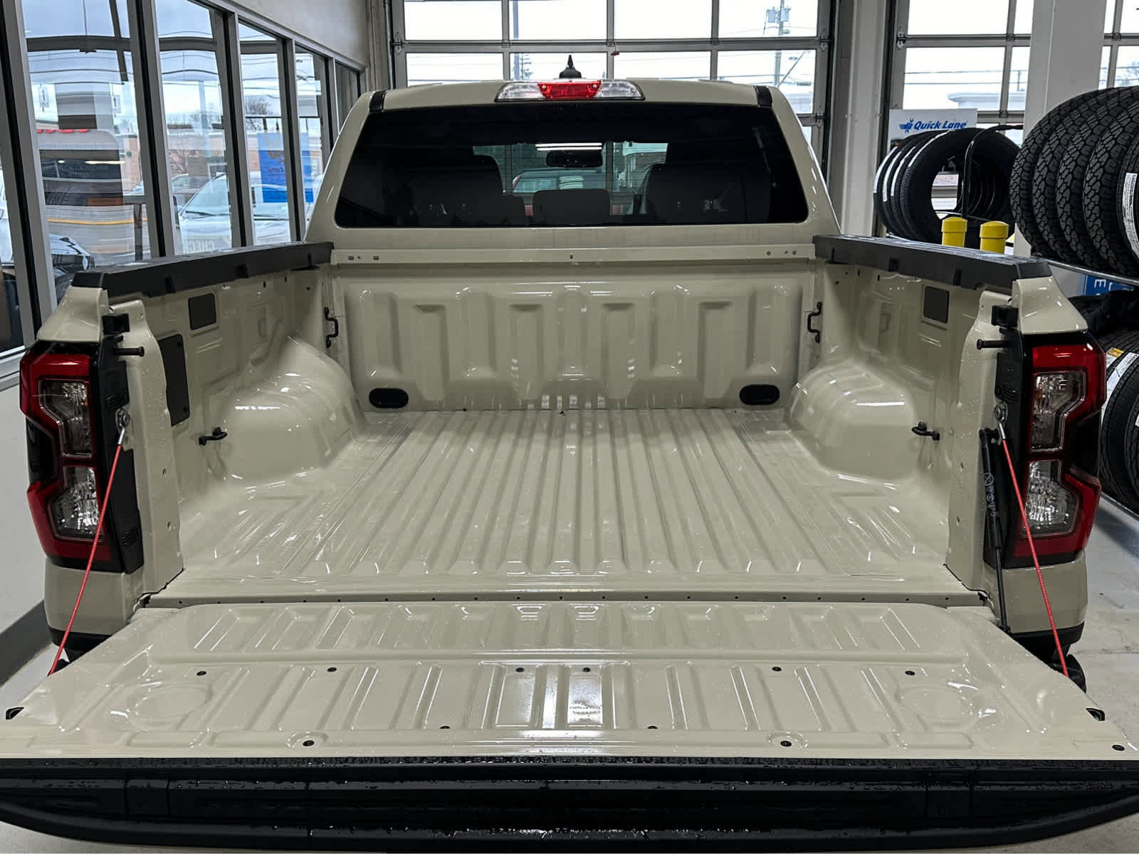 New 2025 Ford Ranger XLT w/ FX4 Off-Road Package image 24