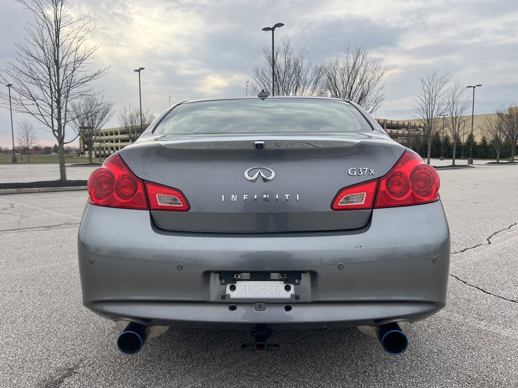 Used 2012 INFINITI G37 w/ Premium Pkg image 4