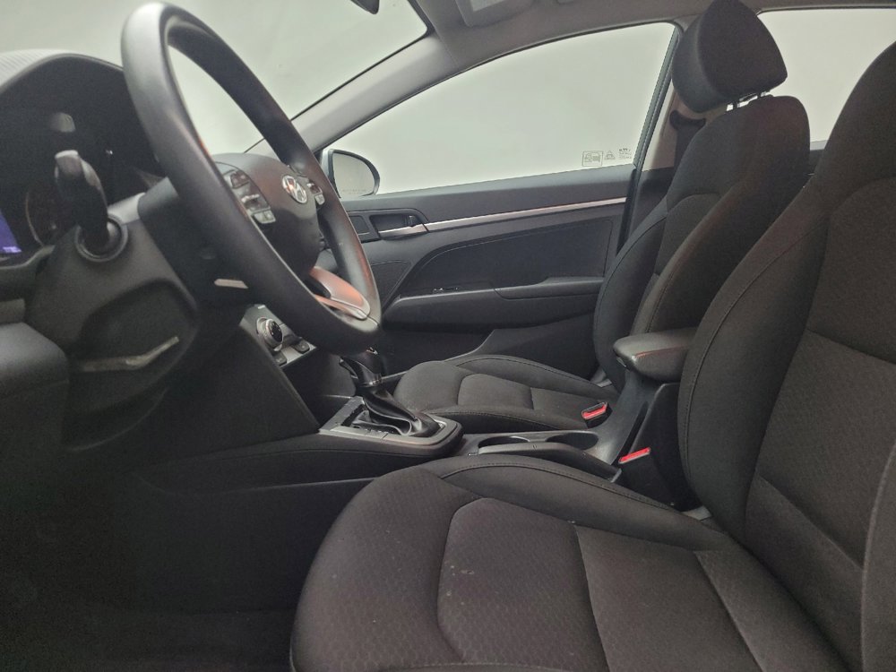 Used 2019 Hyundai Elantra SE w/ Cargo Package image 17