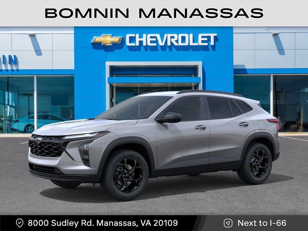New 2026 Chevrolet Trax LT w/ Midnight Edition FWD image 3