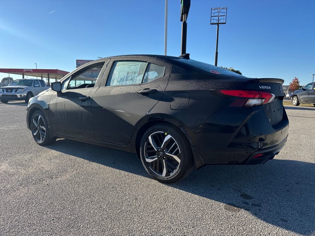 New 2025 Nissan Versa SR w/ Trunk Package image 3