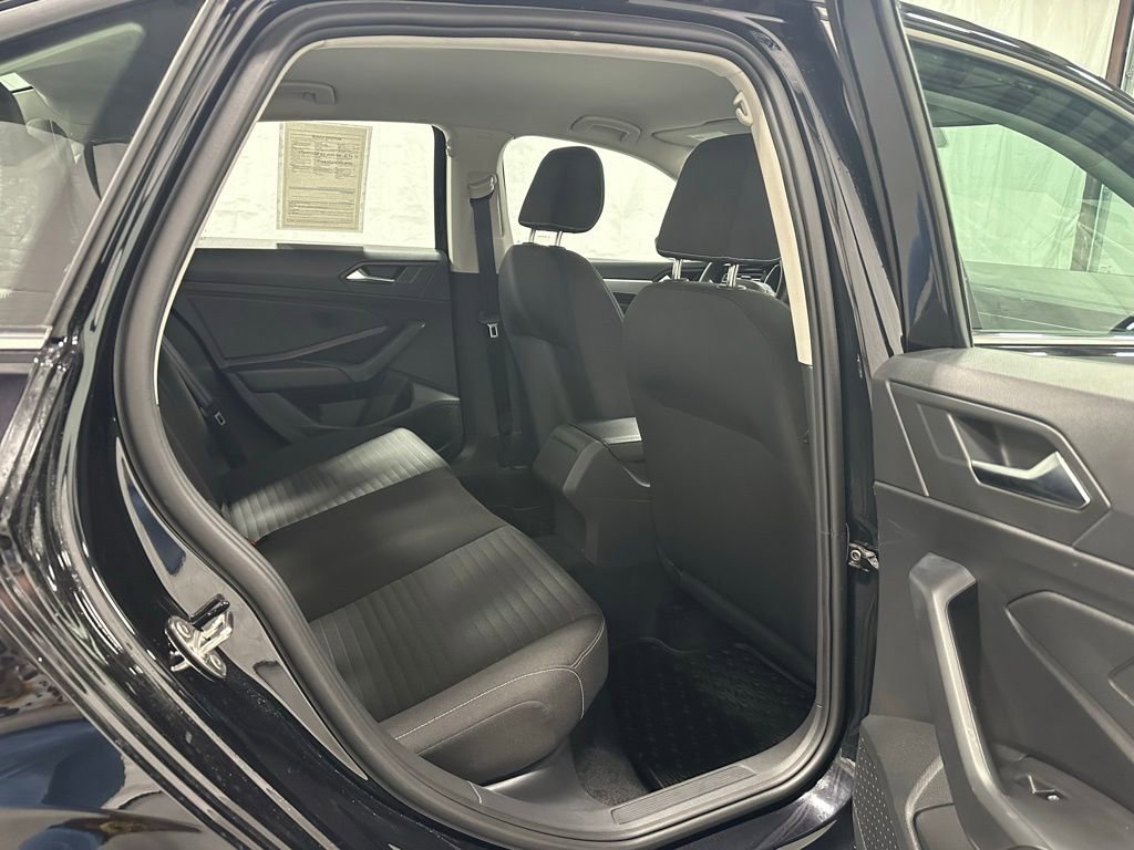 Used 2025 Volkswagen Jetta S image 47