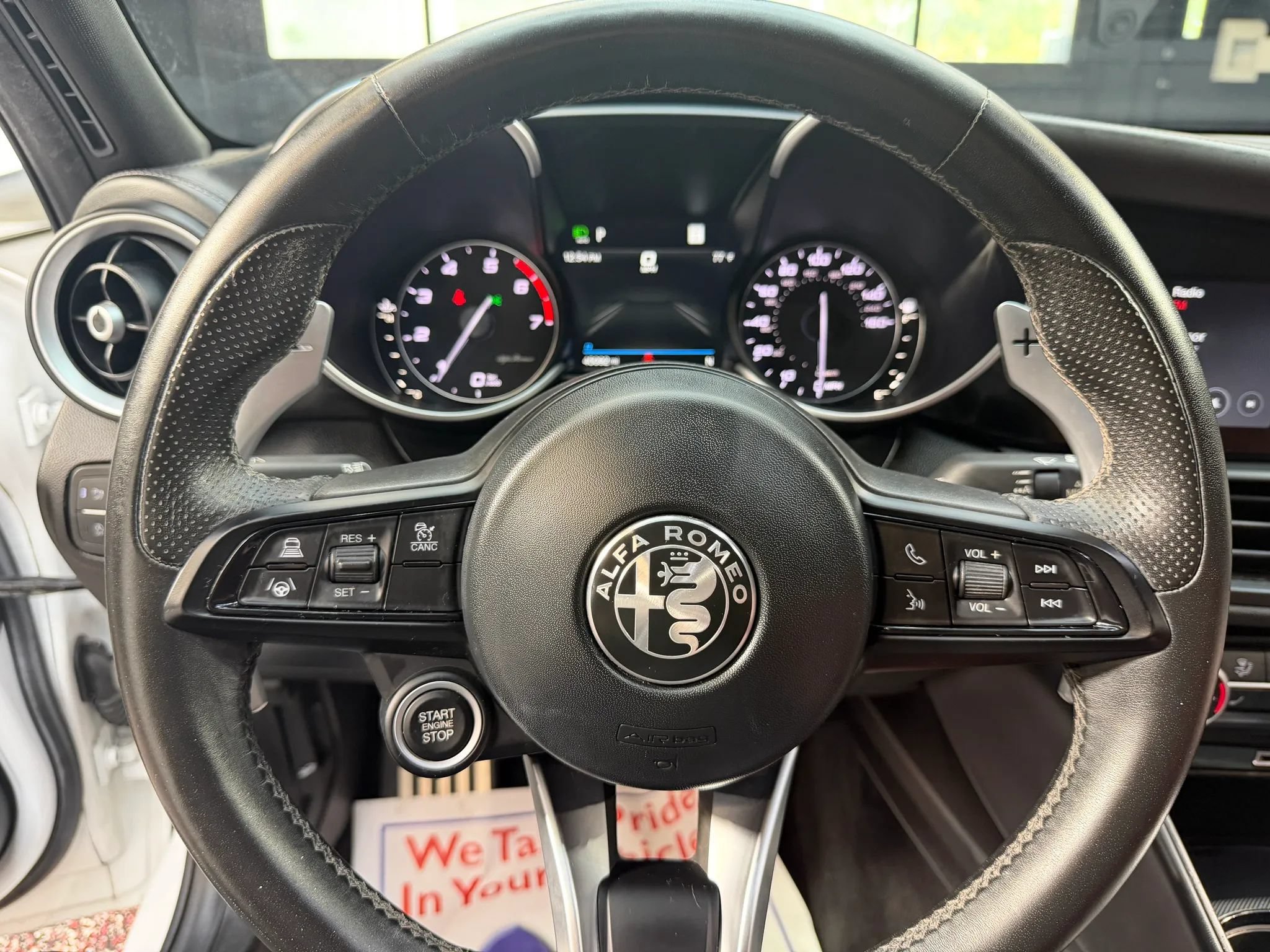 Used 2022 Alfa Romeo Giulia Veloce AWD/4WD image 17