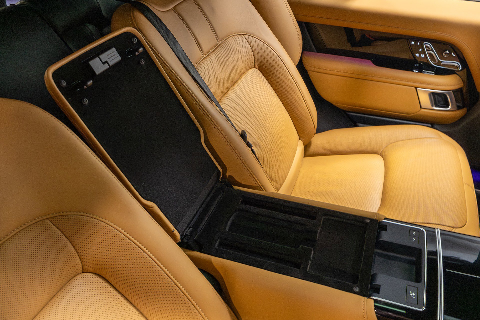 Used 2022 Land Rover Range Rover Autobiography image 75