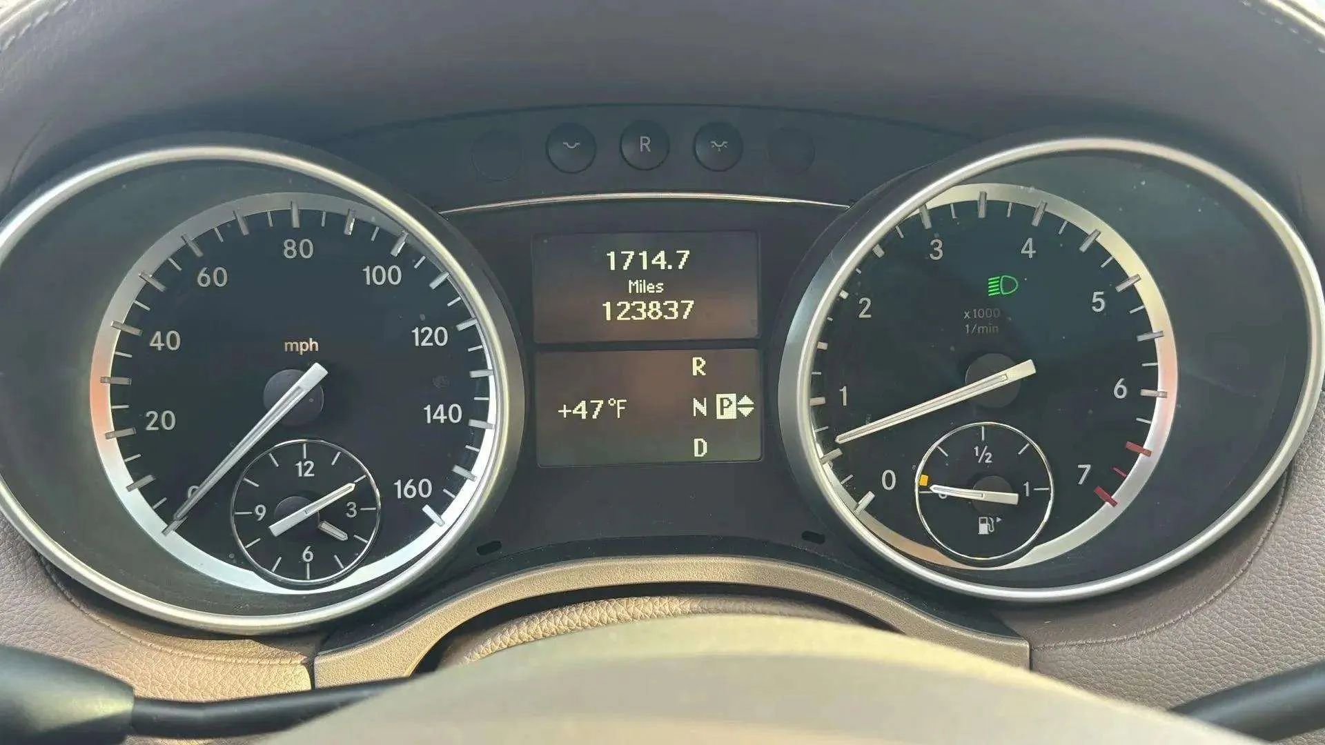 Used 2012 Mercedes-Benz GL 450 GL 450 4MATIC Sport Utility 4D image 32